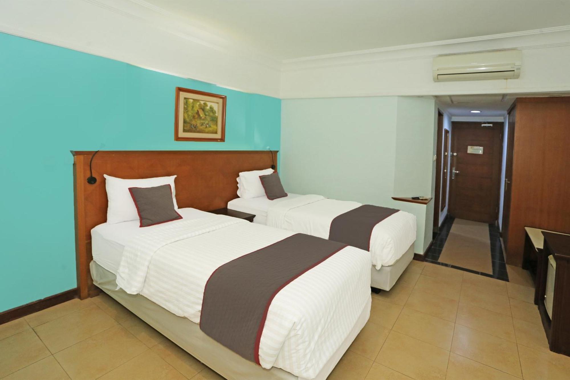 Collection O 91898 Series Hotel Kuningan Джакарта Экстерьер фото