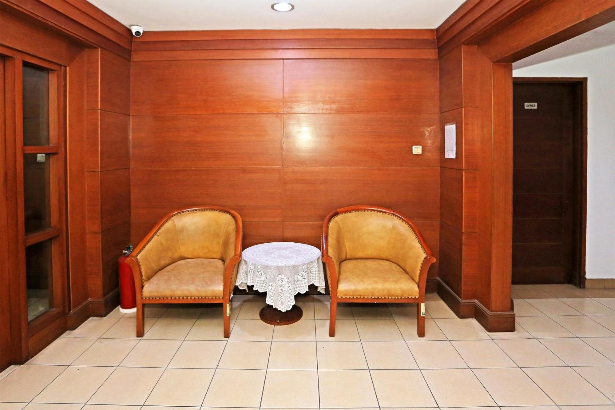 Collection O 91898 Series Hotel Kuningan Джакарта Экстерьер фото